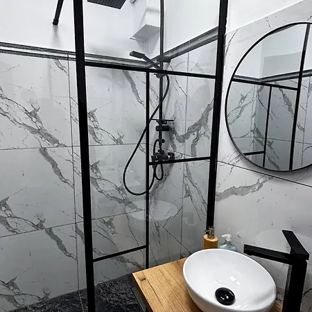 Apartment Center Velor Ac, Smart Tv, Garden