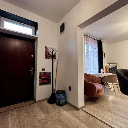 Apartment Velora - Center, Ac, Walk-in Shower, Floor Heating, Private Check-in Cluj-Napoca