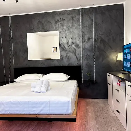 Velora - Center, Ac, Walk-in Shower, Floor Heating, Private Check-in Cluj-Napoca